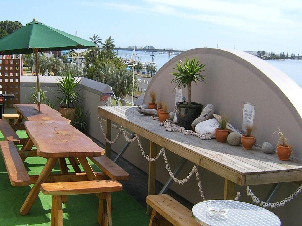 Harbourside City Backpackers Tauranga Extérieur photo